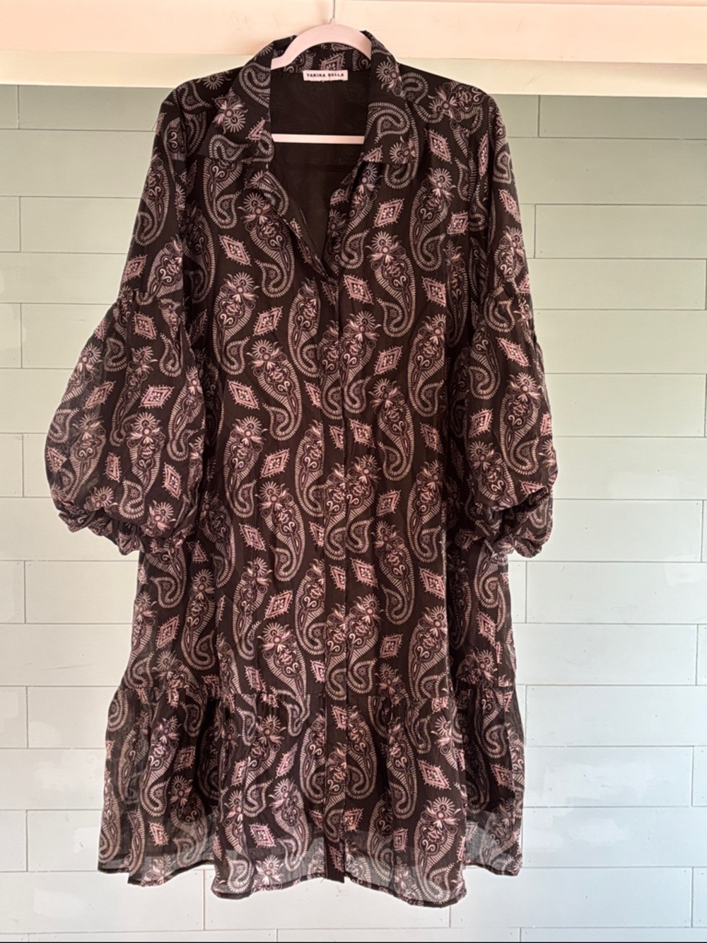 Yakira Bella Allie Dress‎ Long Sleeve 41" (Black Pattern)